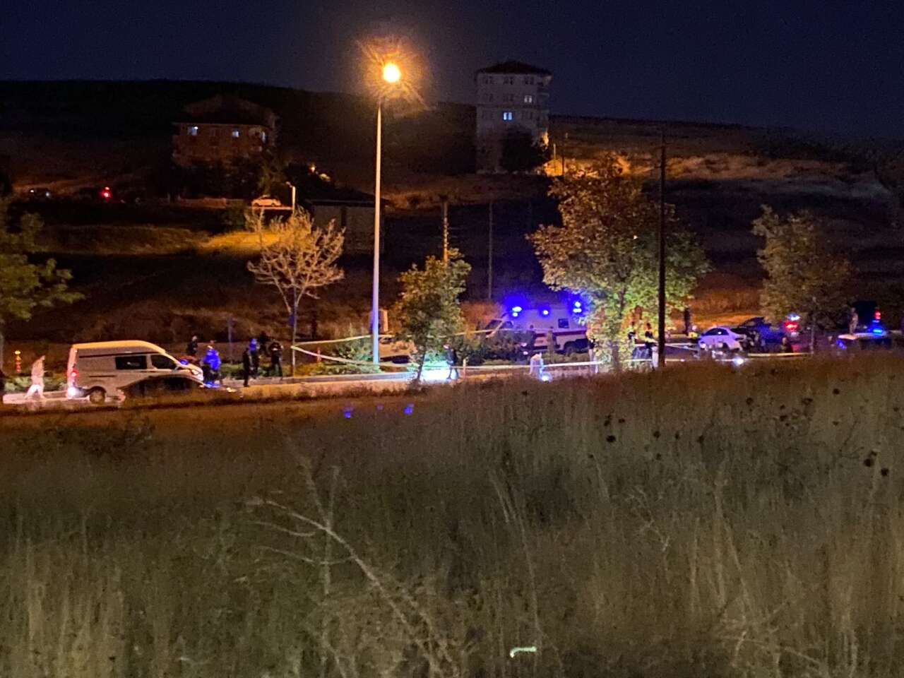 Polis uygulama noktasına silahlı saldırı! Ahmet Türkoğlu şehit oldu 7